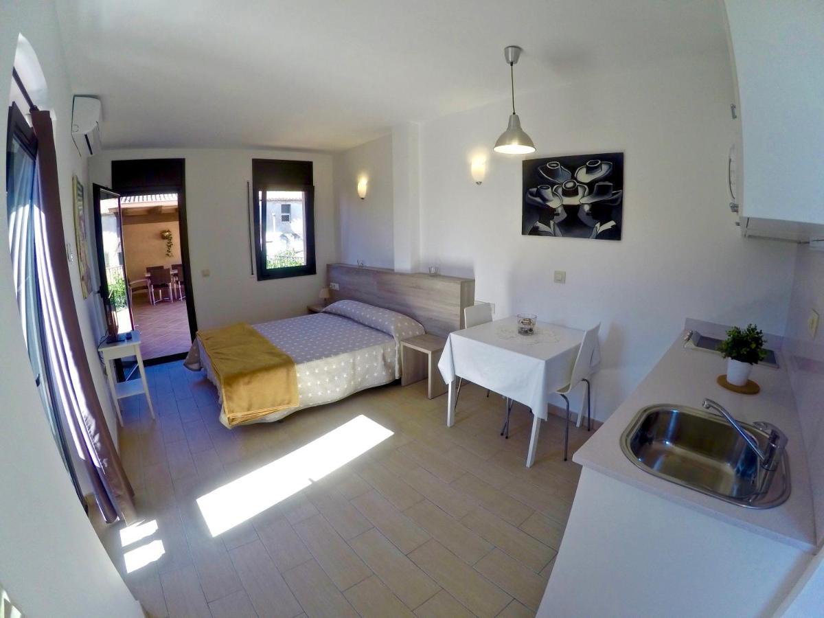 Apartaments Fonda Comerc Torroella de Montgrí Eksteriør bilde