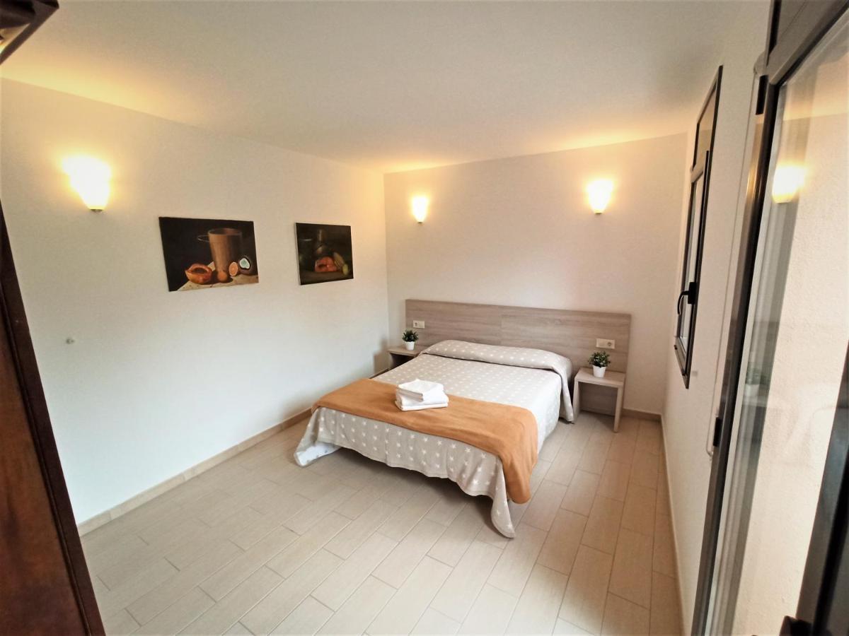 Apartaments Fonda Comerc Torroella de Montgrí Eksteriør bilde