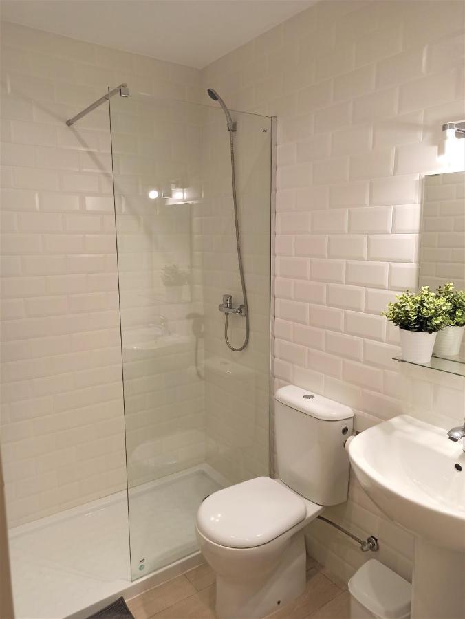 Apartaments Fonda Comerc Torroella de Montgrí Eksteriør bilde